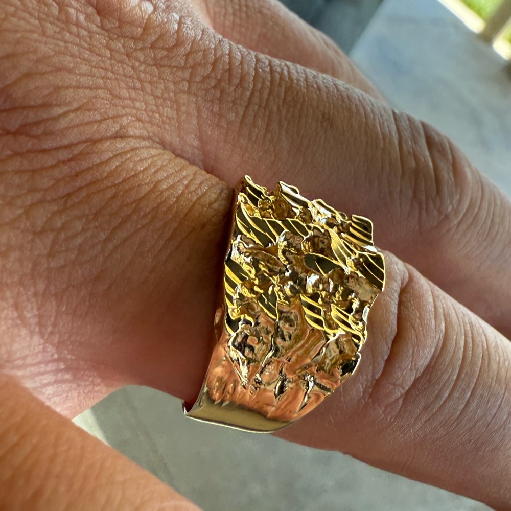 SOLD 🎊 SOLD 1 Hour SALE 🎉 14K Solid Gold Nugget Ring - Picture 5 of 7